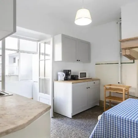 Gasthuis Brand New Fully Furnished Just 20 Meters From Anjos Metro Station 13 *