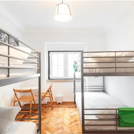 Brand New Fully Furnished Just 20 Meters From Anjos Metro Station 13 * Lisboa