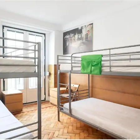 Brand New Fully Furnished Just 20 Meters From Anjos Metro Station 13
