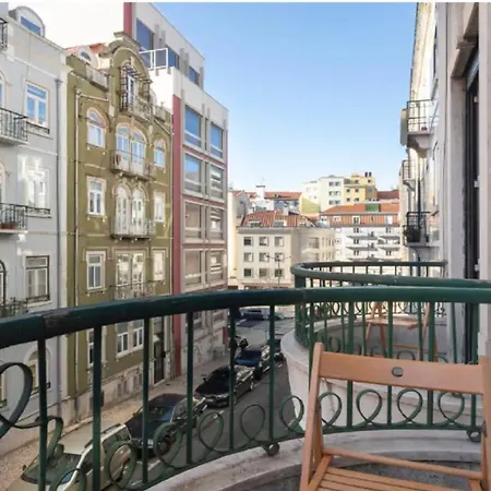 Brand New Fully Furnished Just 20 Meters From Anjos Metro Station 13
